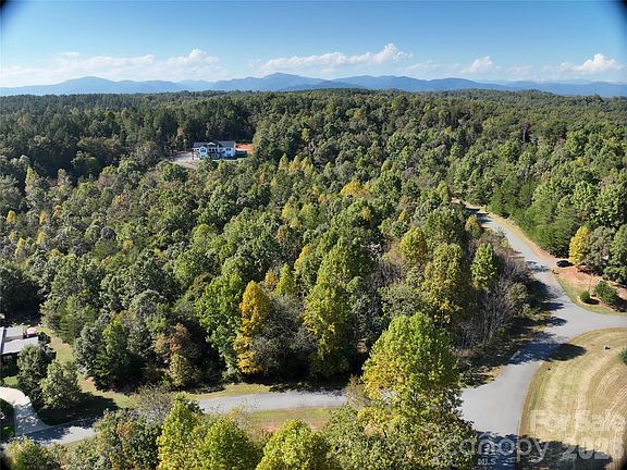 2nd image of 15 Hickory Loop