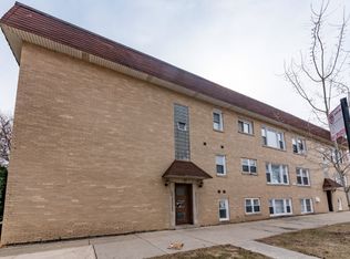 3058 N Kostner Ave #B, Chicago, IL
