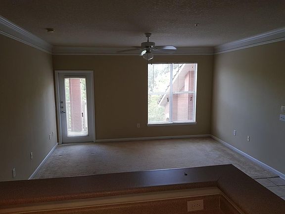 3rd image of 8813 Villa View Cir Unit 308