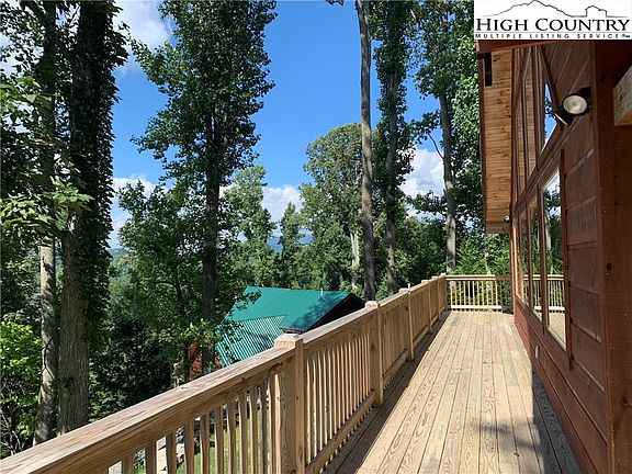 5th image of 770 Valle Meadows Trl