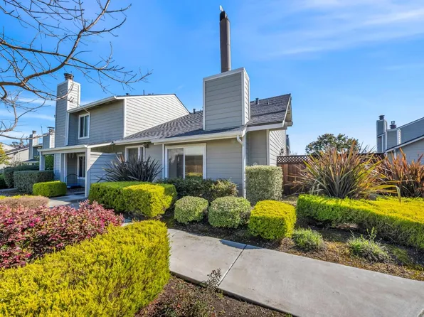 831 Vespucci Ln, Foster City, CA 94404