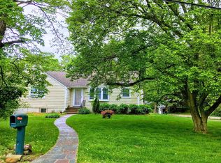 7 Stony Rd, Stony Brook, NY 11790