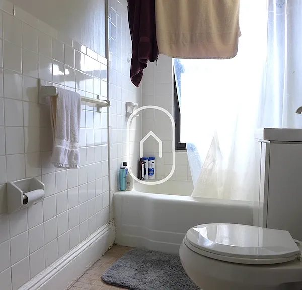 145 Sutherland Rd — Photo 12
