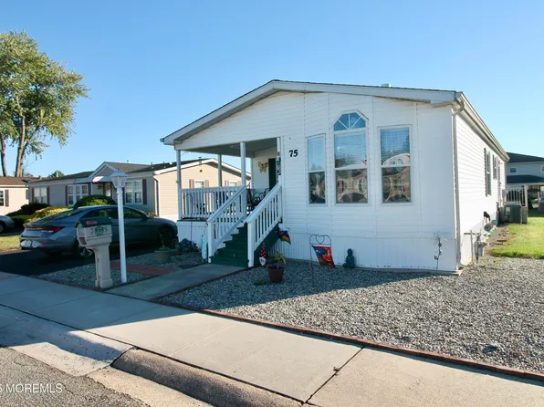 75 Robin Place, Freehold, NJ 07728