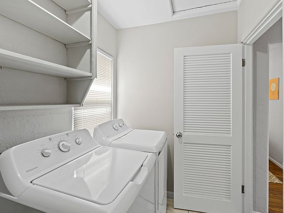 4th image of 4139 32nd St