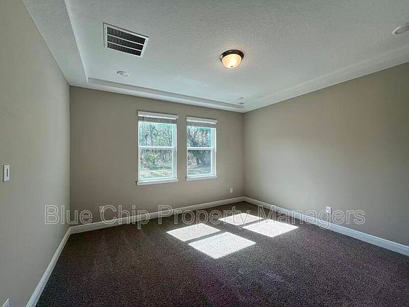 5th image of 368 Birkdale Dr
