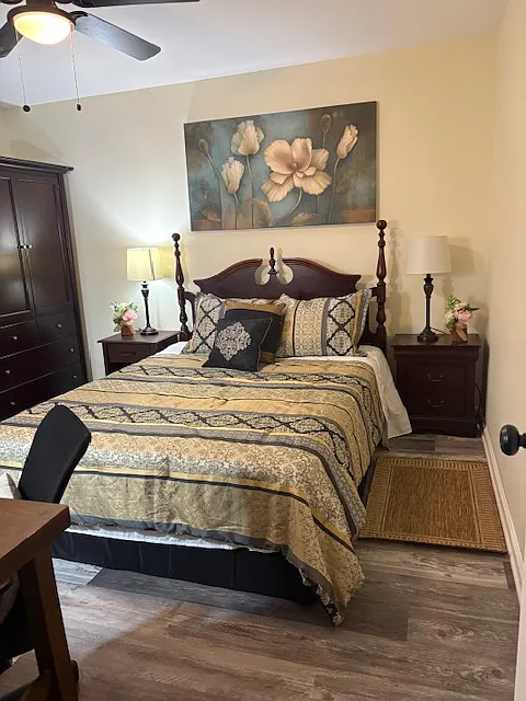 1 bed, 700 sqft, $1,200 — Photo 2