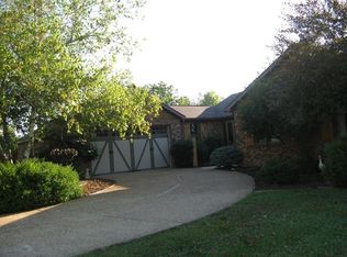 103 Macoupin St, Benld, IL 62009