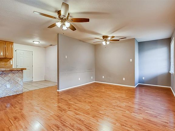 3rd image of 1333 Sierra Dr