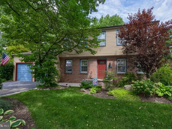 3309 Caroline Dr, East Petersburg, PA 17520