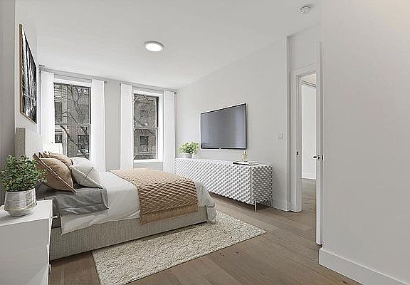 5th image of 253 E 10th St #8