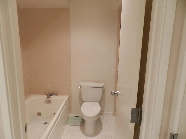 555 Kirkland Way — Photo 16