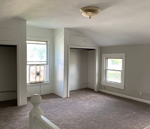 5th image of 1306 Laurel Ave