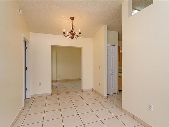 5th image of 3298 Dellbrook Dr