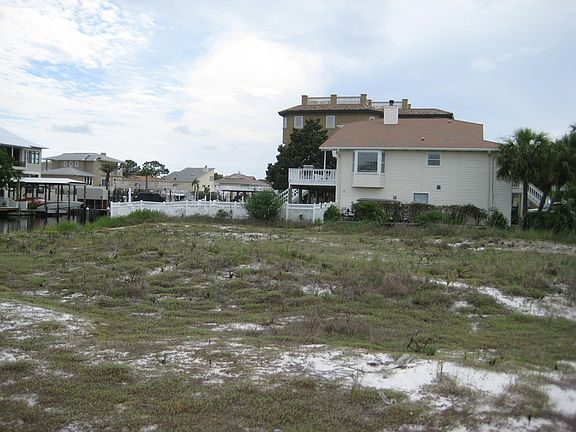 5th image of 528 Norriego Dr