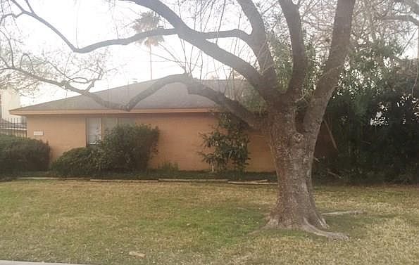 1st image of 10818 Sugar Hill Dr APT A