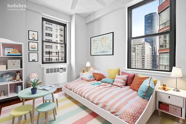 Sold by Sotheby's International Realty | media 10