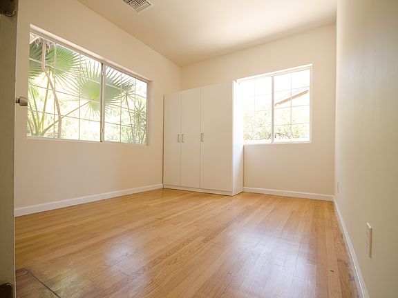 5th image of 3968 Boyce Ave