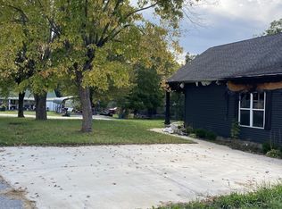 201 Hayes St, Smithville, TN 37166