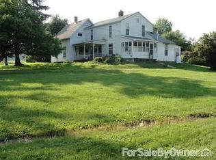 12284 Stafford Rd, Chagrin Falls, OH 44023