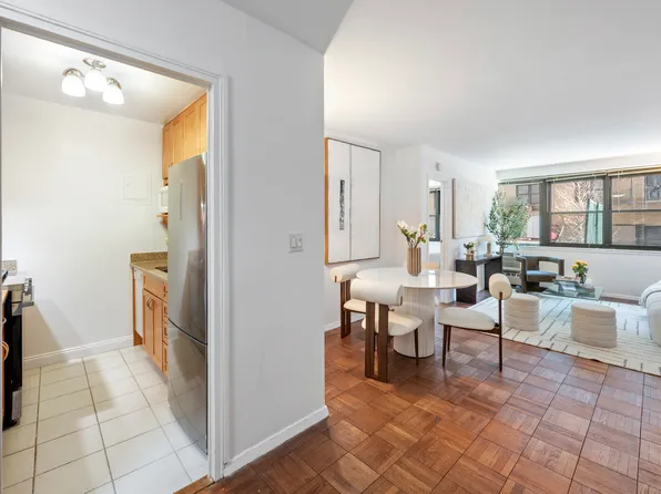 210 East 15th Street 2M image 1 of 10
