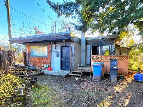 4256 Melrose St, Pt Alberni, BC V9Y 1L3