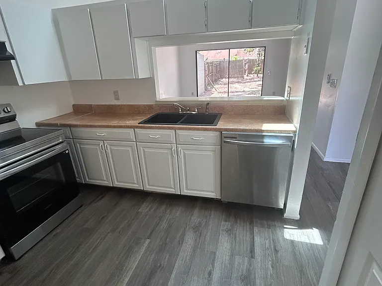 7698 Timber River Cir #7698 — Photo 7