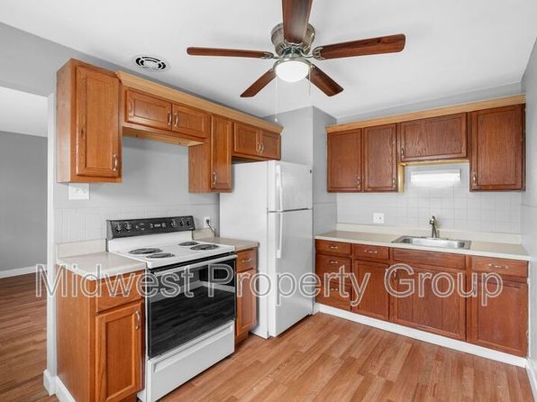 9204 Lackland Rd APT 7