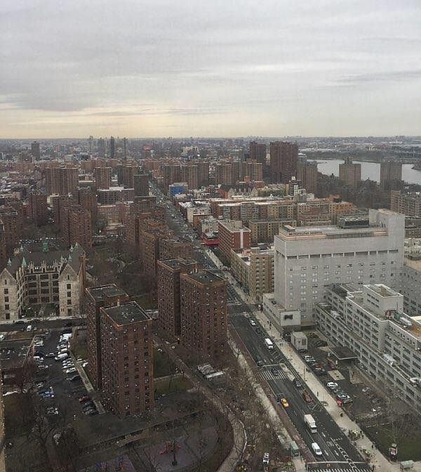 1st image of 215 E 95th St APT 3e