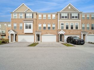 50 Timber Wolf Dr, Wheeling, IL 60090