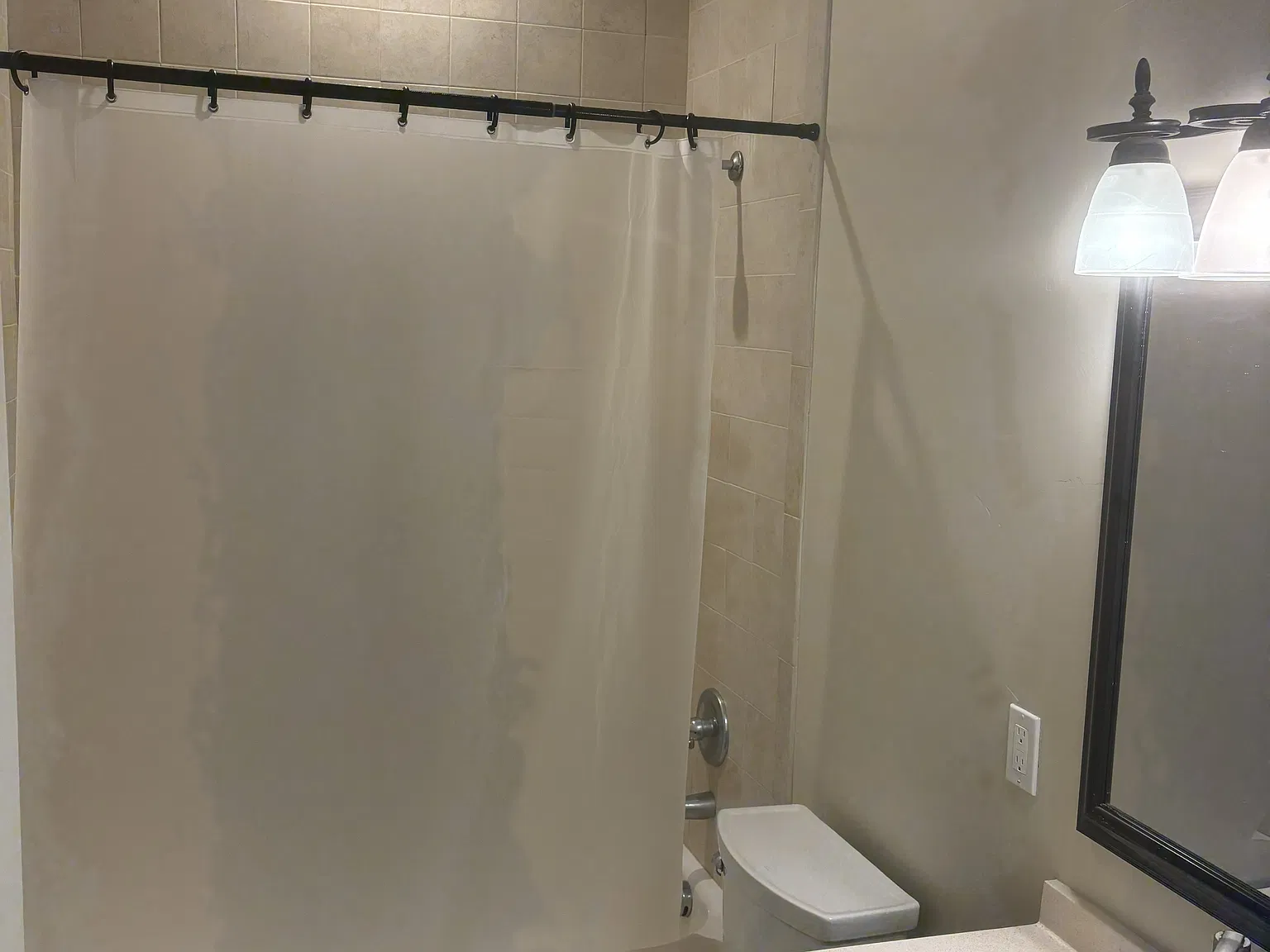 7858 Susans Cir — Photo 1