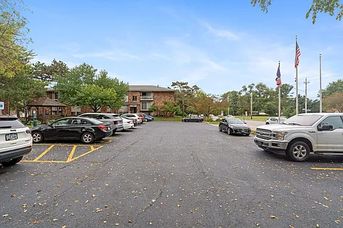 Breckenridge Davenport Apartments Photo 1