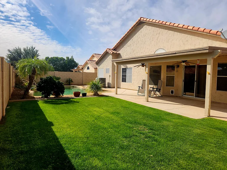 9657 W Potter Dr — Photo 5