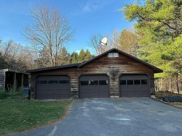 61 Blockhouse Rd, Willsboro, NY 12996