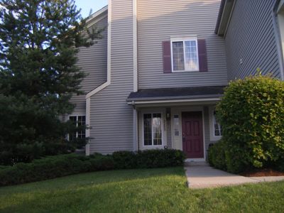 325 Windsor Ct UNIT B, South Elgin, IL, 60177
