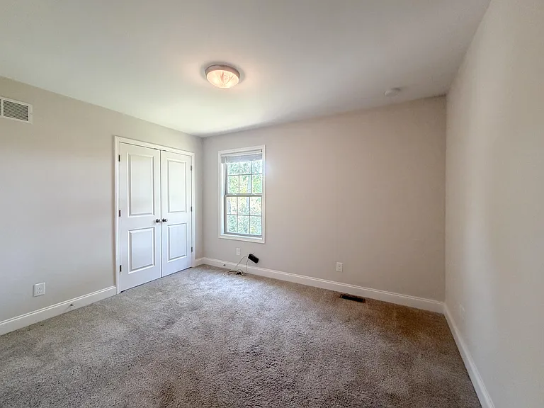 1140 Orchard Dr — Photo 14
