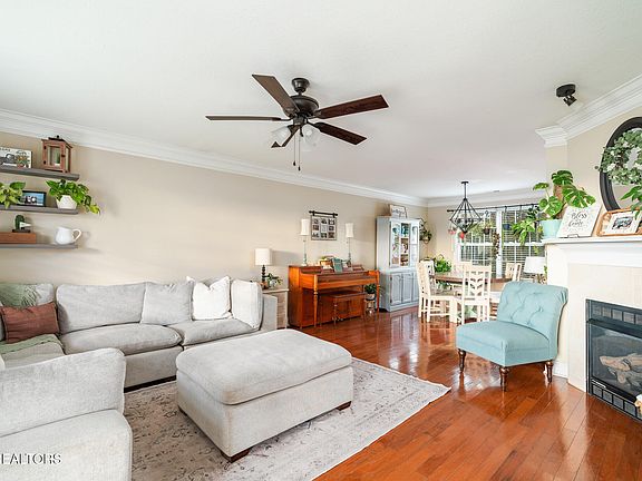 5th image of 5301 Mattice Ln