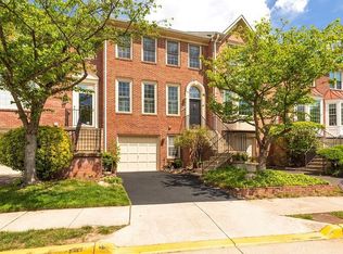 6240 Windham Hill Run, Alexandria, VA 22315