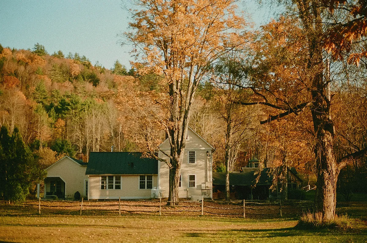 Building Photo - Grassy Brook Rd