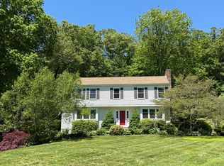 41 Jeremiah Rd, Sandy Hook, CT 06482