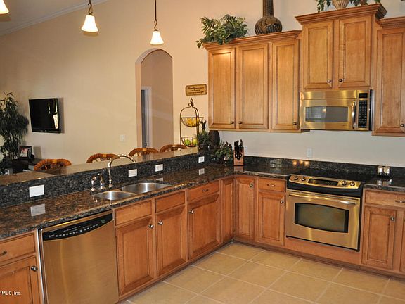 3rd image of 712 Abby Mist Dr
