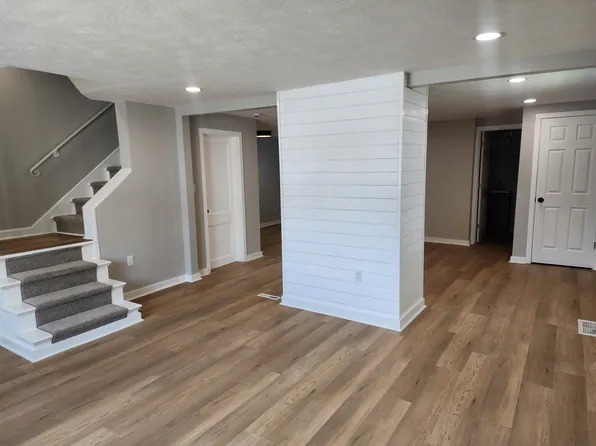 2007 Mount Troy Rd, Pittsburgh, PA 15212