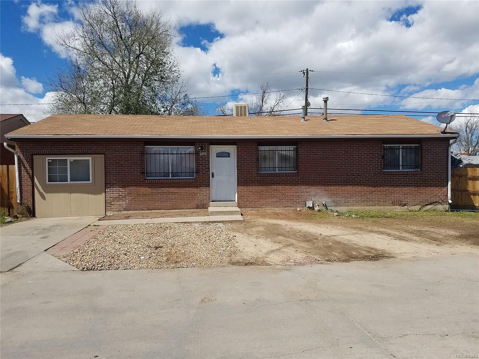 5989 Oneida St, Commerce City, CO 80022 | Zillow