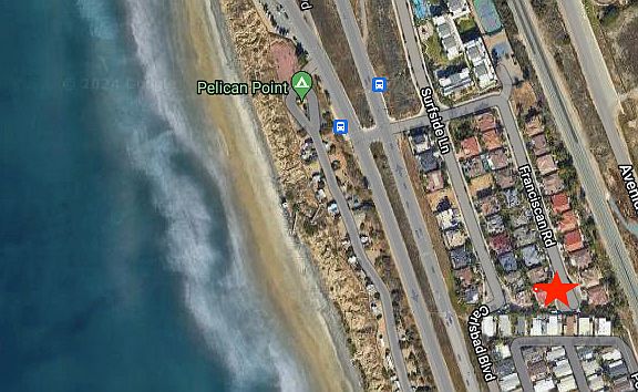 Ocean breezes, short walk to the beach.