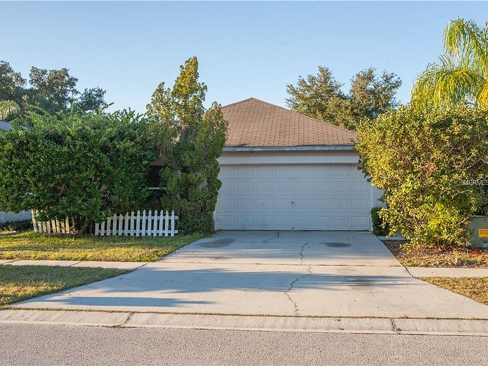 1st image of 5843 Lake Front Dr