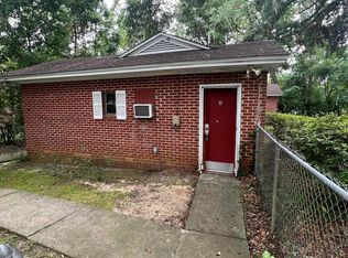 2205A Amelia Cir, Tallahassee, FL 32304