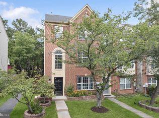 10427 Procera Dr, Rockville, MD 20850