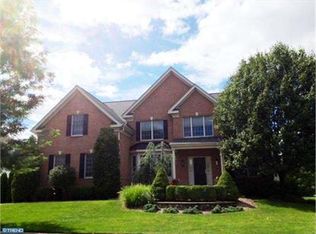 6 Dorchester Ln, Moorestown, NJ 08057