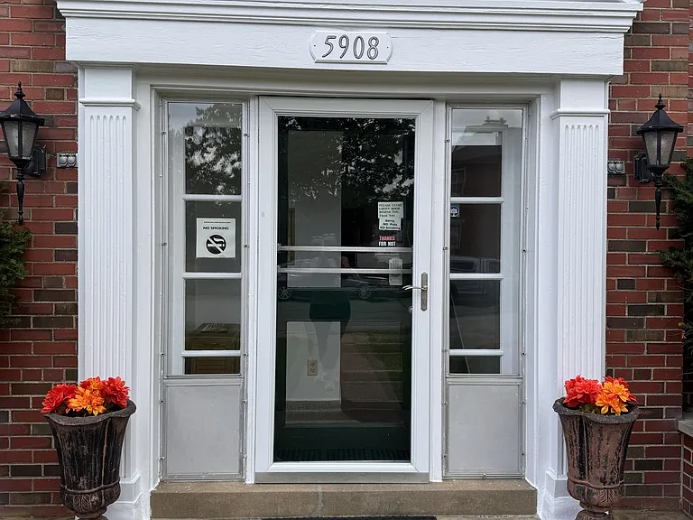 5908 Nagel Ave #1 — Photo 9