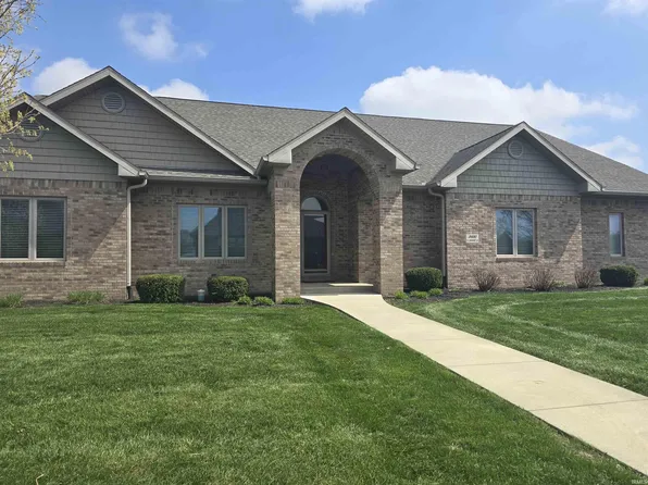 2600 N Kingsbury Ln, Muncie, IN 47304